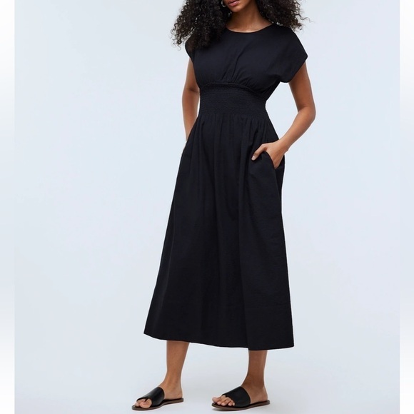 Madewell Dresses & Skirts - Madewell Smocked-Waist Midi Dress in True Black Seersucker size XS NWT NP123